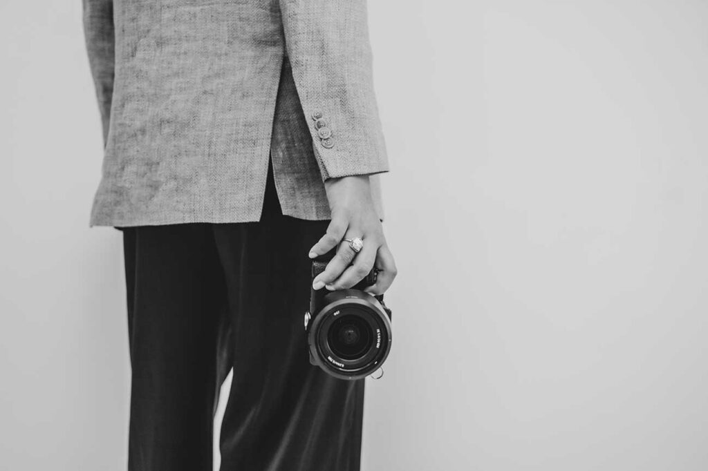 how to get more photography clients in 2024