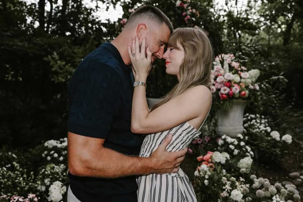taylor switf and travis kelcey proposal
